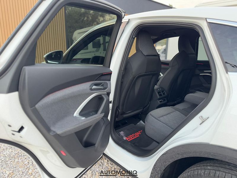 Audi Q5 (2025) Sportback 40TDI Quattro S-Line - fotka 18 z 29