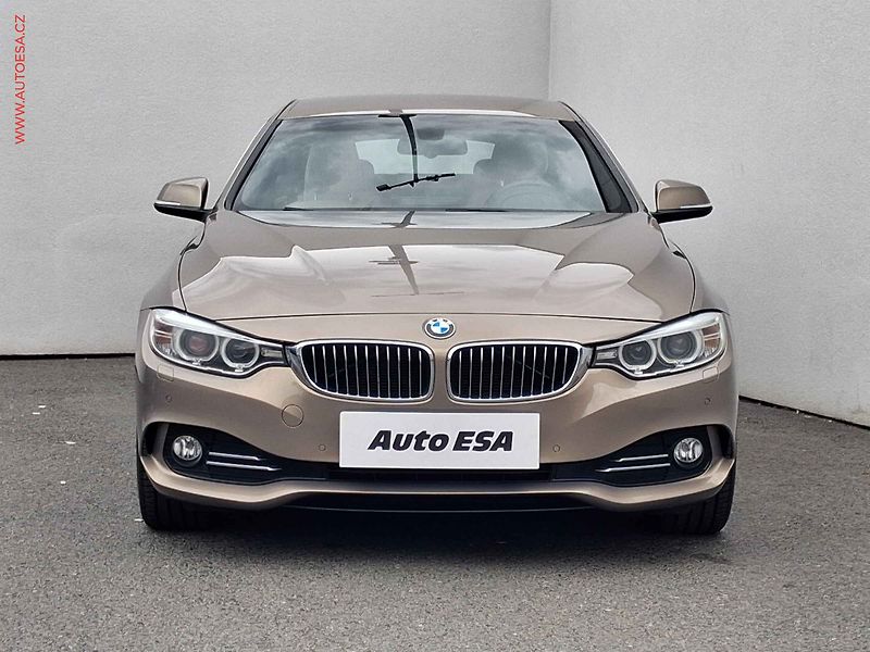 BMW Řada 4 (2014) 2.0D xD, ČR, AT, headUP - fotka 2 z 20