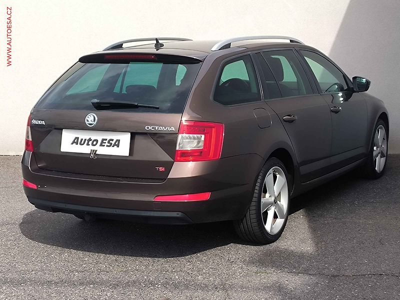 Škoda Octavia (2013) 1.8 TSi, Elegance, bixen, TZ - fotka 4 z 21