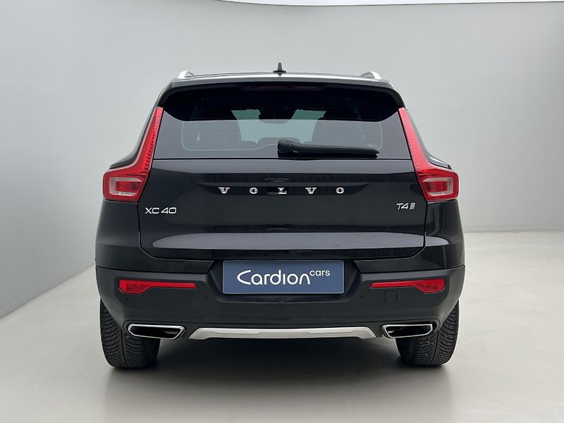 Volvo XC40 T4 INSCRIPTION AUT - fotka 11 z 44