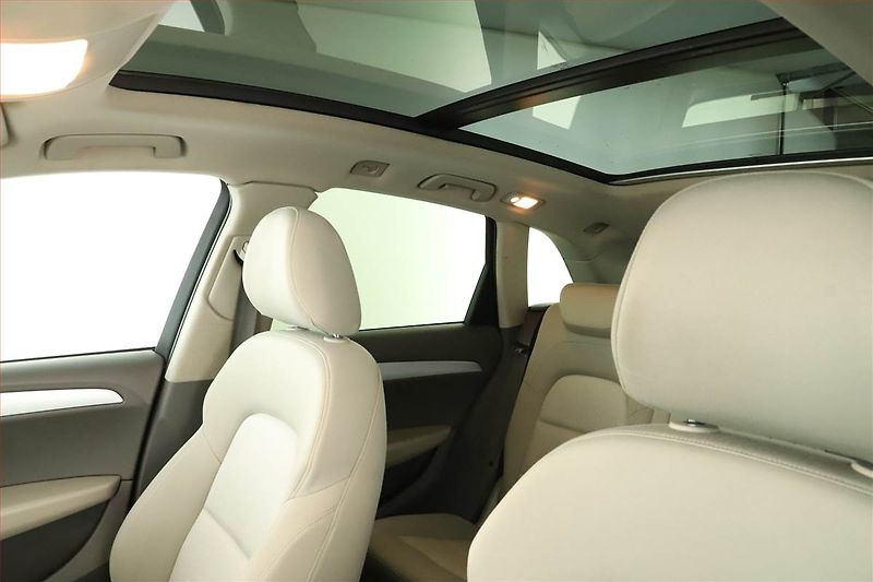 Audi Q5 (2012) Exclusive 3.0 TDI, 4X4 - fotka 13 z 18