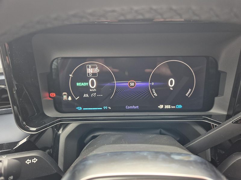 Nissan Micra (2026) EVOLVE 52kWh 150k - fotka 16 z 28