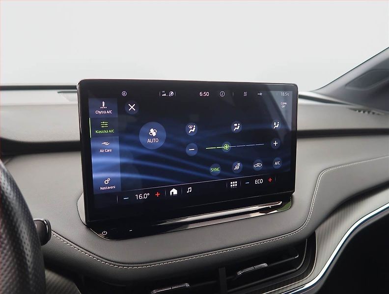 Škoda Enyaq (2023) Sportline 60 (62 kWh) - fotka 19 z 31