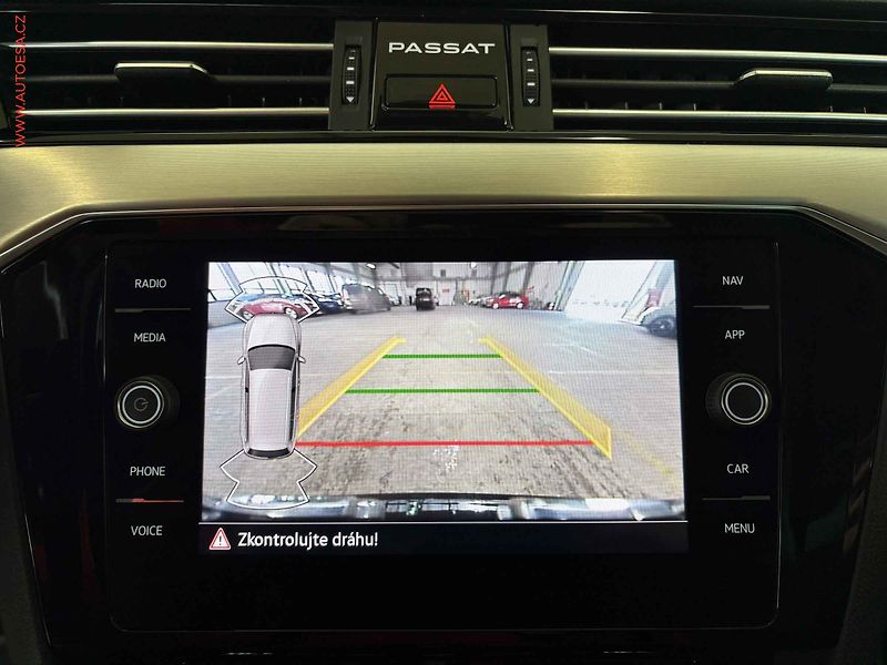 Volkswagen Passat (2020) 2.0TDi, ELE, DSG, LED - fotka 14 z 17
