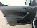 Škoda Yeti 1,6 TDi Aut.klima,Navi.Kůže - náhled 12