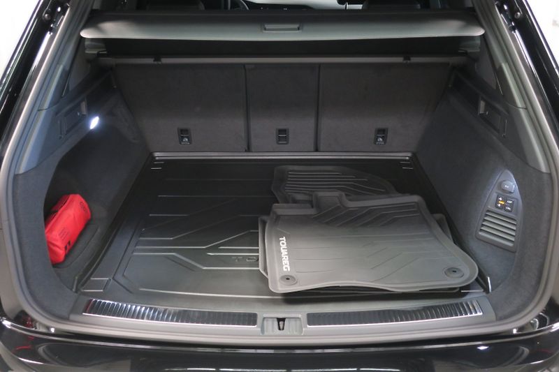 Volkswagen Touareg (2026) NEW Final Edition R Line 210kW - fotka 47 z 50