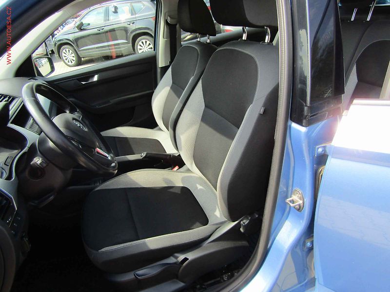 Škoda Fabia (2015) 1.2 TSI, 2.maj,ČR, AC - fotka 9 z 16