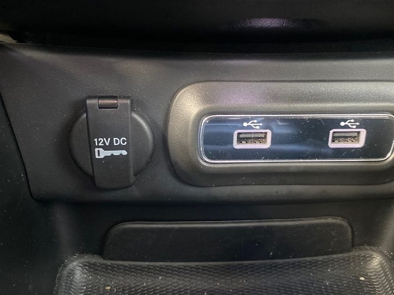 Fiat Tipo (2023) Kombi 1,0 GSE T3 (73kW) Man - fotka 23 z 27