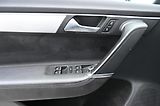 Volkswagen Passat 2.0TSI 155KW DSG Highline 7/14 - náhled 17