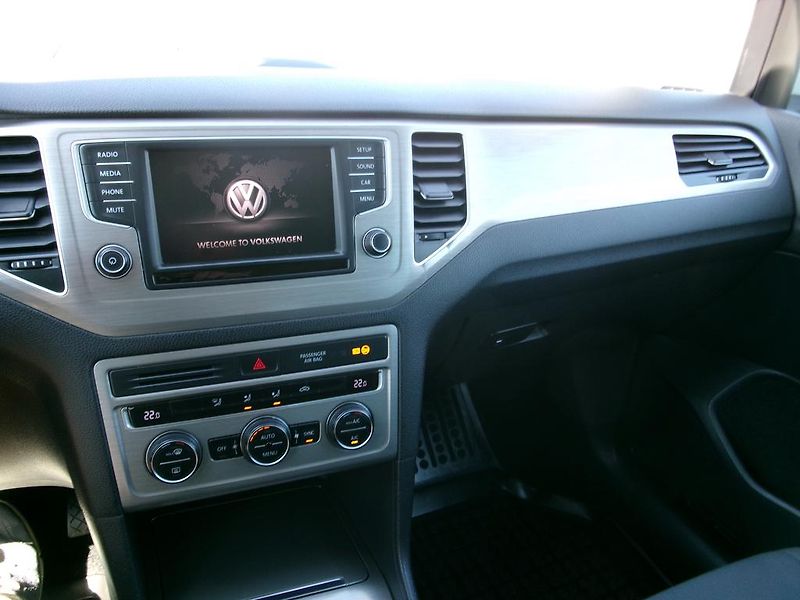 Volkswagen Golf Sportsvan 1.2 TSi KOUPENO ČR,1.MAJITEL - fotka 10 z 14