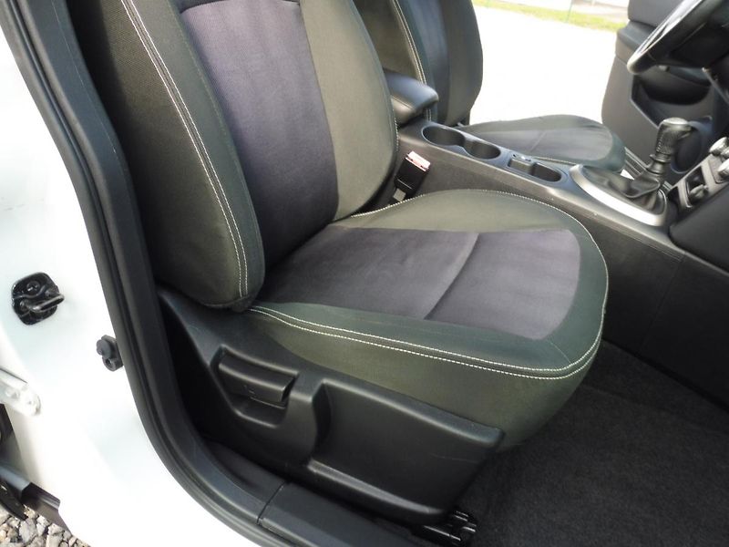 Nissan Qashqai 1.5DCi 110PS NAVI STK TOP STAV - fotka 160 z 189