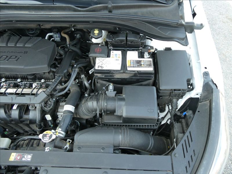 Hyundai i30 1,5 DPI 71kW Family,ČR,záruka - fotka 40 z 46