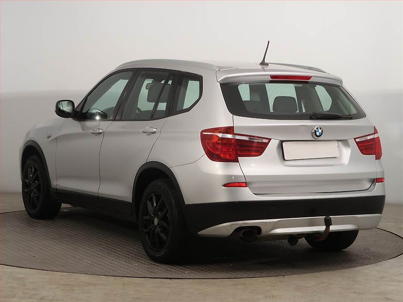 BMW X3 (2013) xDrive20d, 4X4, Automat - fotka 4 z 15