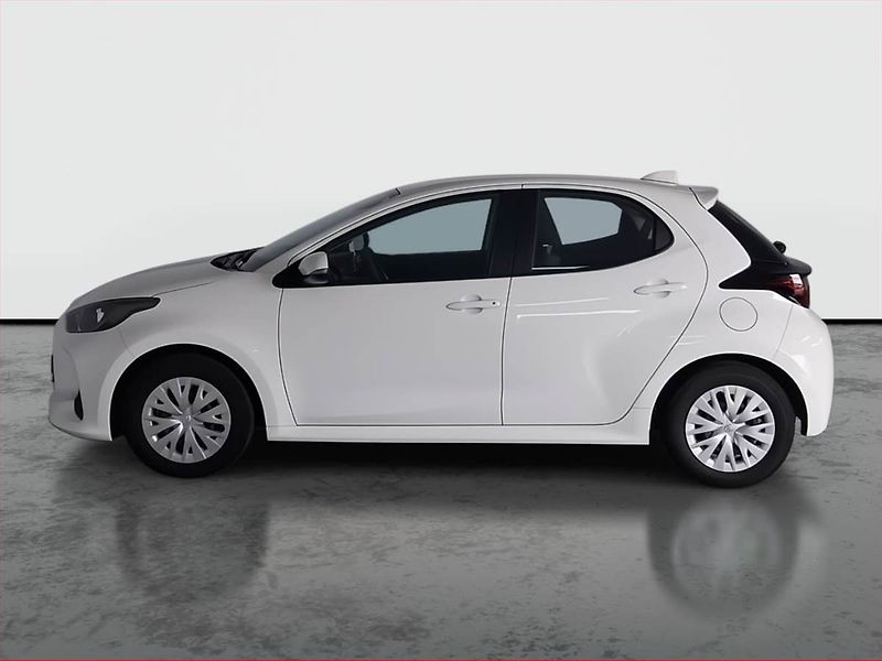 Toyota Yaris (2024) 1.5 Hybrid - fotka 3 z 17