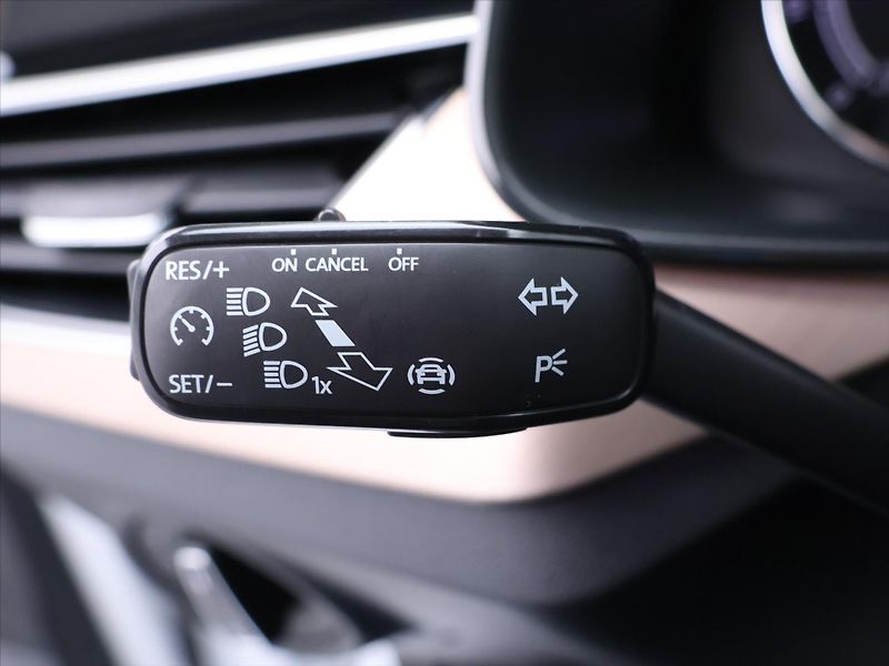 Škoda Scala 1,5 TSI 110kW Style CZ 1.Maj. - fotka 16 z 31