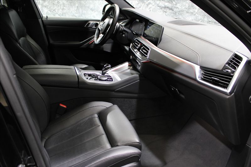 BMW X6 3,0 XDrive M paket, 1.majitel - fotka 12 z 38