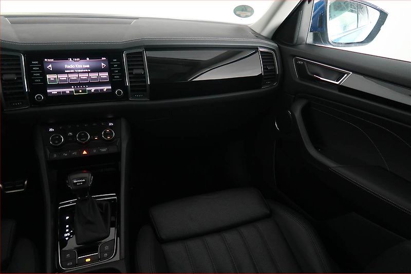 Škoda Kodiaq (2023) 2.0 TSI - fotka 8 z 23