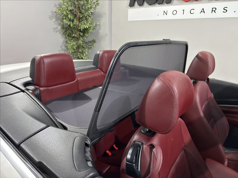 Volkswagen EOS 2,0   FSI ČERVENÁ KŮŽE BI-XEN - fotka 20 z 25