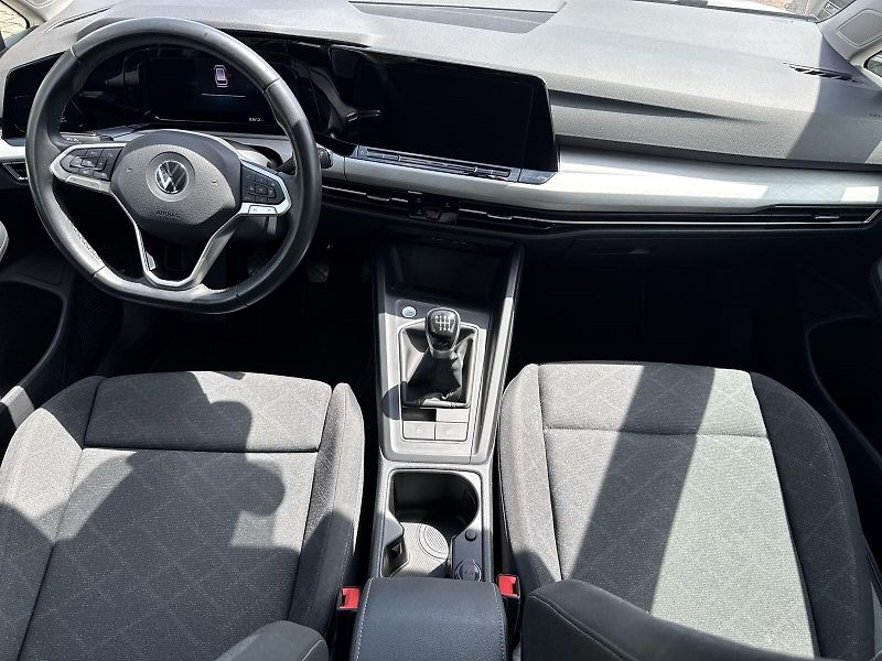 Volkswagen Golf (2022) 2.0 TDI Variant Life - fotka 5 z 30