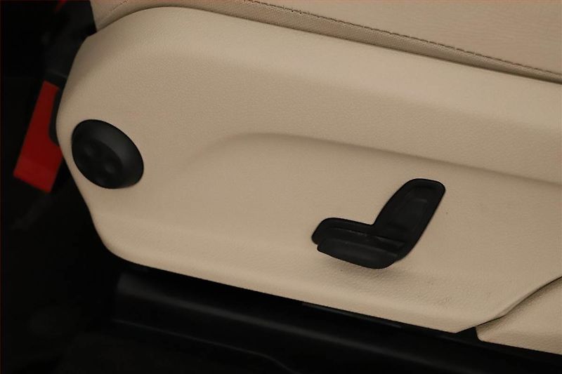 Mercedes-Benz GLC (2019) 220 d 4MATIC - fotka 17 z 19