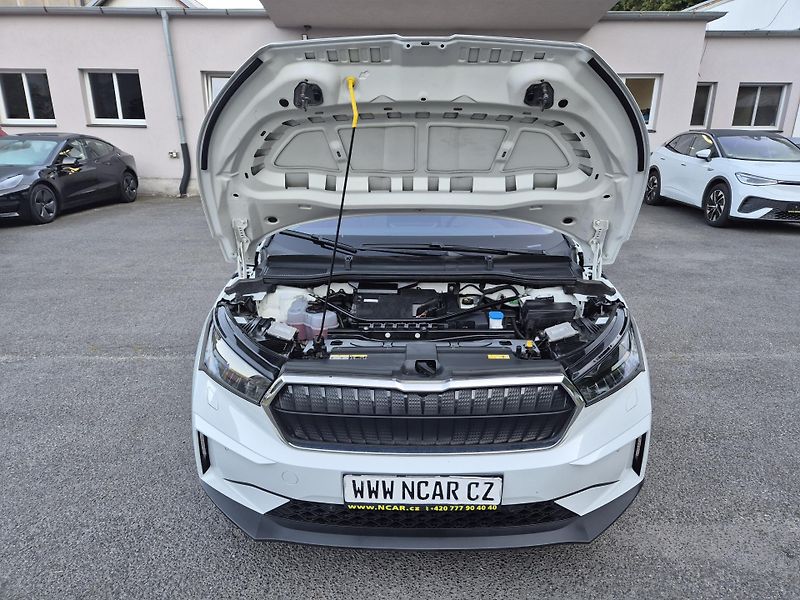 Škoda Enyaq 150kw, iV80 19ALU SOH 97% - fotka 18 z 46