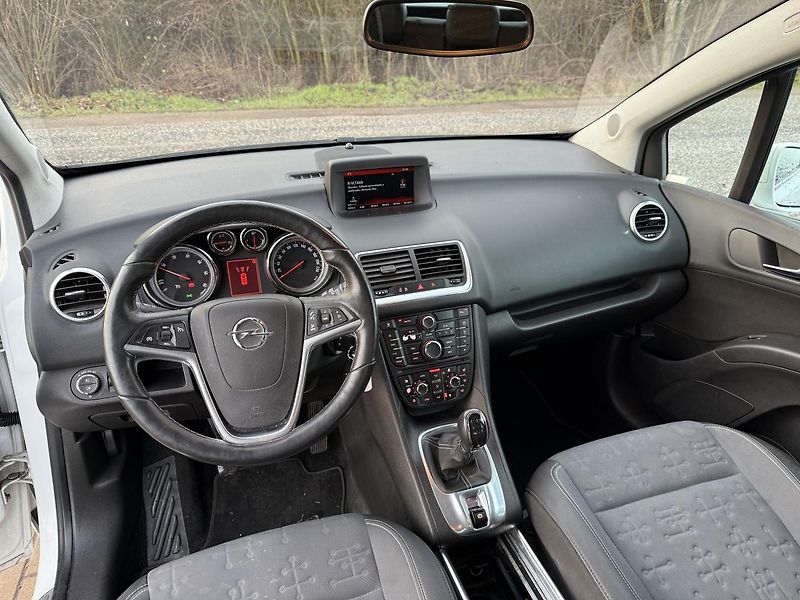 Opel Meriva (2016) 1.6 DTE - fotka 45 z 49