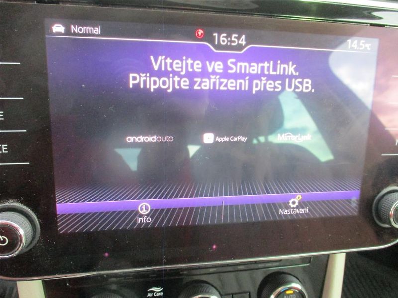 Škoda Superb 2,0 TDI, L&K,serv.historie,CZ - fotka 27 z 46