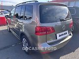 Volkswagen Touran (2011) 2.0TDi, AC, temp - náhled 1