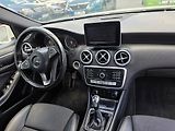 Mercedes-Benz Třídy A 160i  - náhled 9