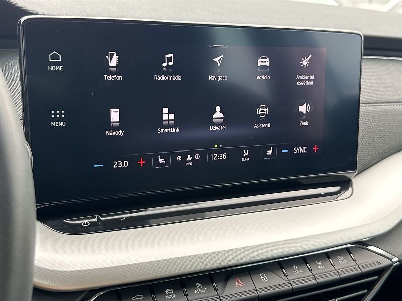 Škoda Octavia (2023) Combi 1.5 TSI M-HEV DSG Style - fotka 25 z 32