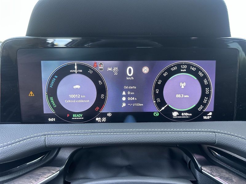Škoda Superb (2025) Combi 1.5 TSI iV DSG L&K - fotka 7 z 43