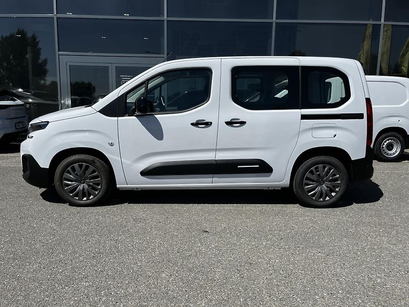 Citroën Berlingo (2026) PLUS Diesel 100k Manual  - fotka 2 z 20