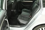 Volkswagen Passat 2,0 TDI 140 kW DSG ELEGANCE Zá - náhled 14