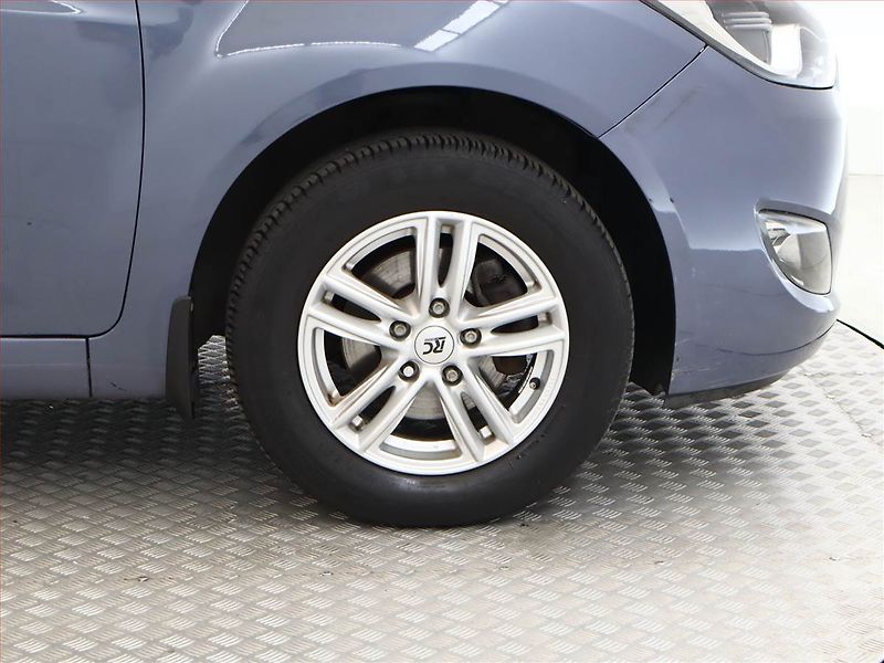Hyundai ix20 (2012) 1.4 CVVT, ČR,1.maj - fotka 12 z 12