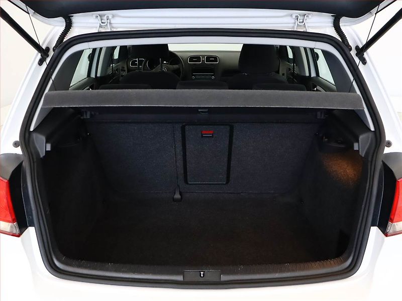 Volkswagen Golf (2012) 1.2 TSI, Tempomat - fotka 11 z 14