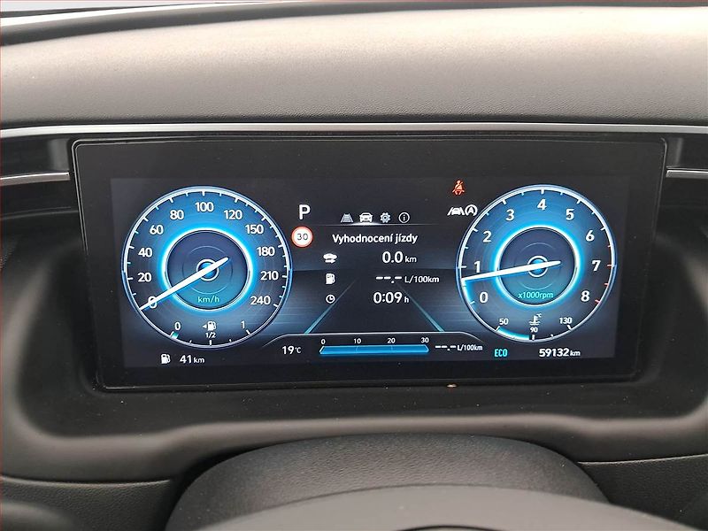 Hyundai Tucson (2021) 1.6 T-GDI 48V MHEV - fotka 11 z 18