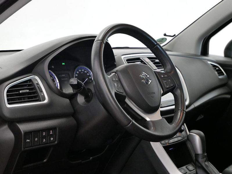 Suzuki SX4 - fotka 14 z 29