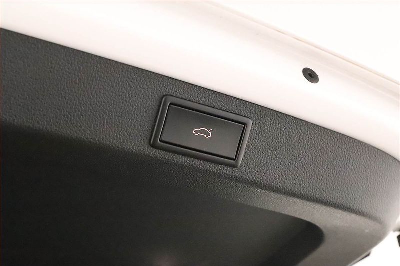 Škoda Superb (2020) Laurin&Klement 2.0 TDI - fotka 18 z 26