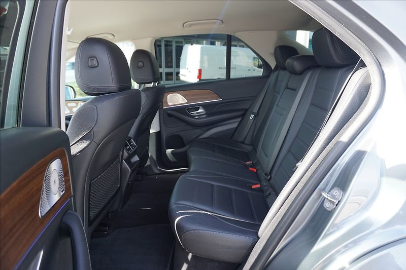 Mercedes-Benz GLE 2,9 350 d 4M 1.maj ČR - fotka 17 z 17