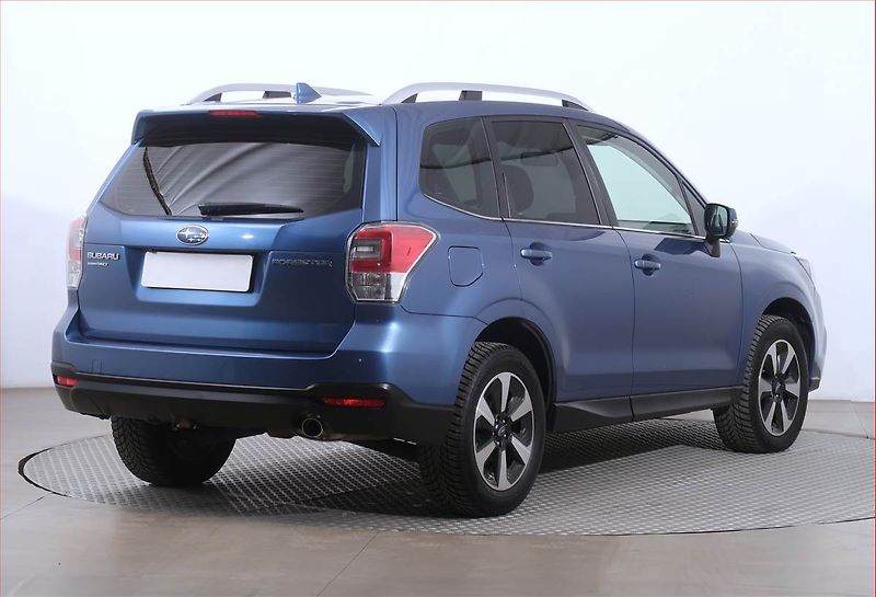 Subaru Forester (2017) 2.0 X, 4X4, Automat - fotka 5 z 18