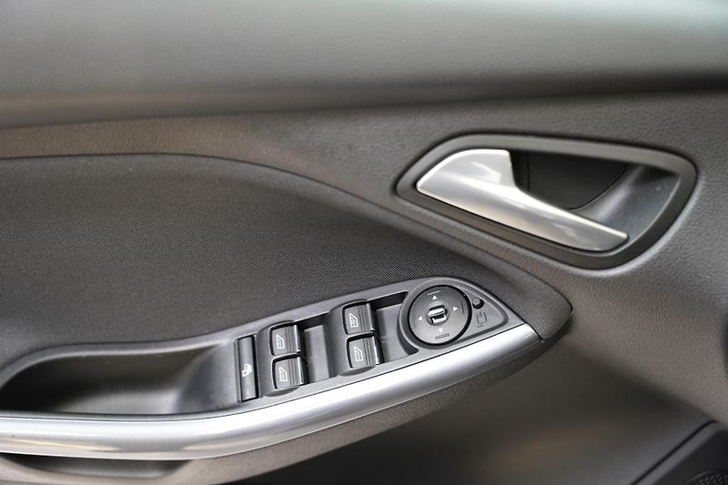 Ford Focus - fotka 12 z 24