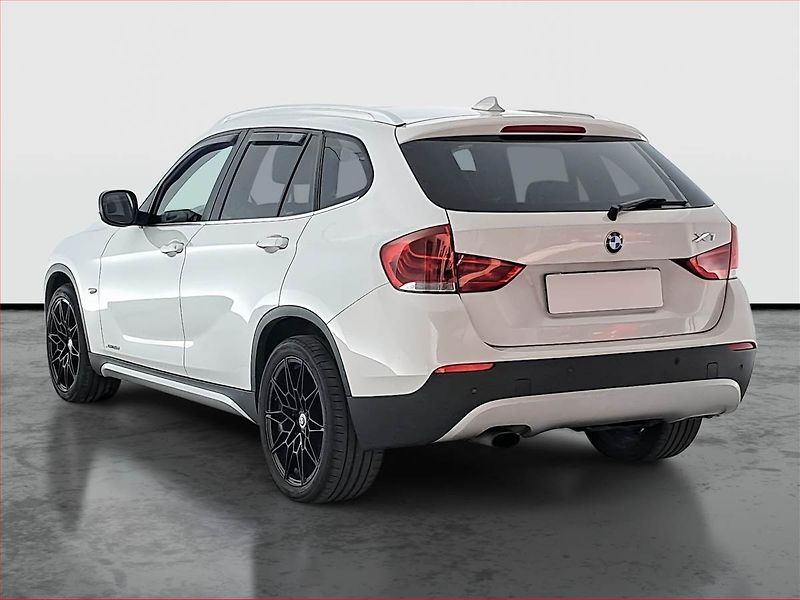 BMW X1 (2012) xDrive23d, 4X4, Automat, Navi - fotka 4 z 20