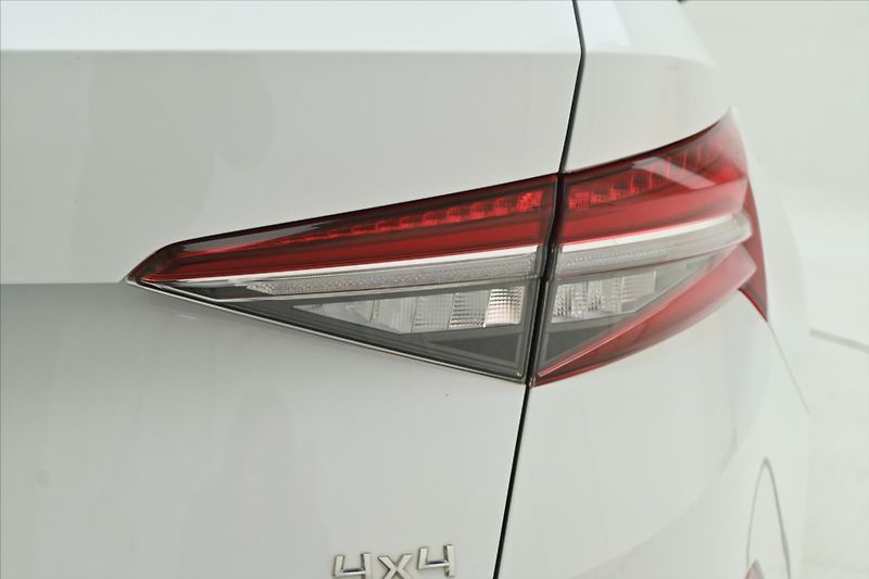Škoda Kodiaq 2,0 TDI 147 KW DSG 4X4 TAŽNÉ Z - fotka 34 z 35