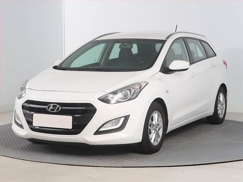 Hyundai i30 (2015) 1.6 CRDi, ČR,1.maj, Serv.kniha - fotka 2 z 16