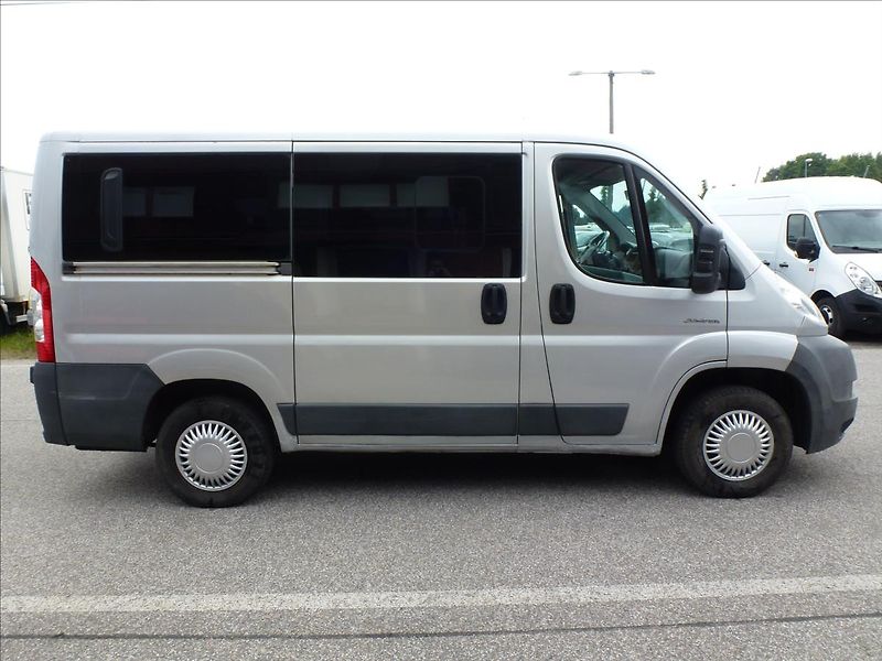 Citroën Jumper 2,2 HDI 6 rychlostí, Klimatiza - fotka 7 z 45