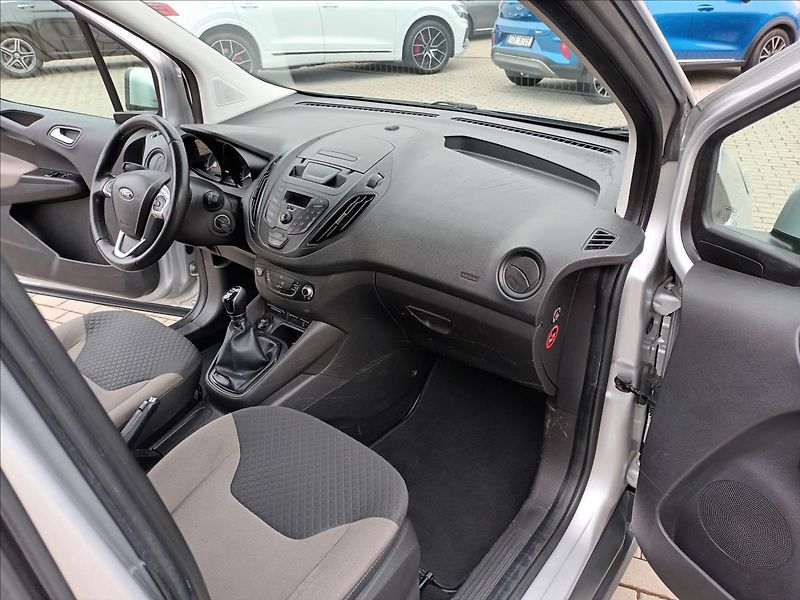 Ford Tourneo Courier 1,5 TDCI,ČR,SERVISKA,ROZVODY - fotka 21 z 37