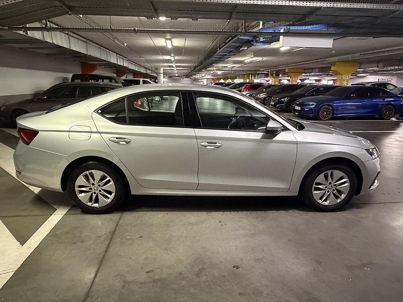 Škoda Octavia (2023) 2.0TDi DSG Liftback - fotka 5 z 12