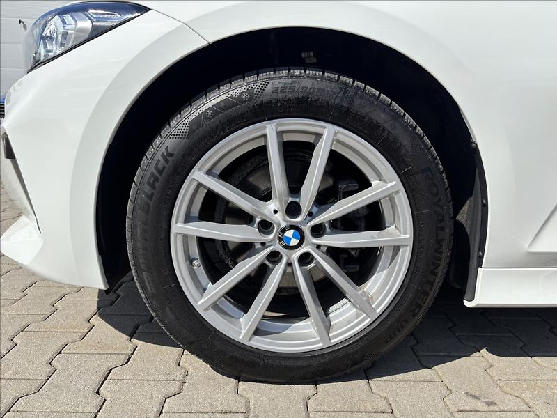 BMW Řada 3 2,0 318i aut,Led,Advantage,CZ - fotka 10 z 35