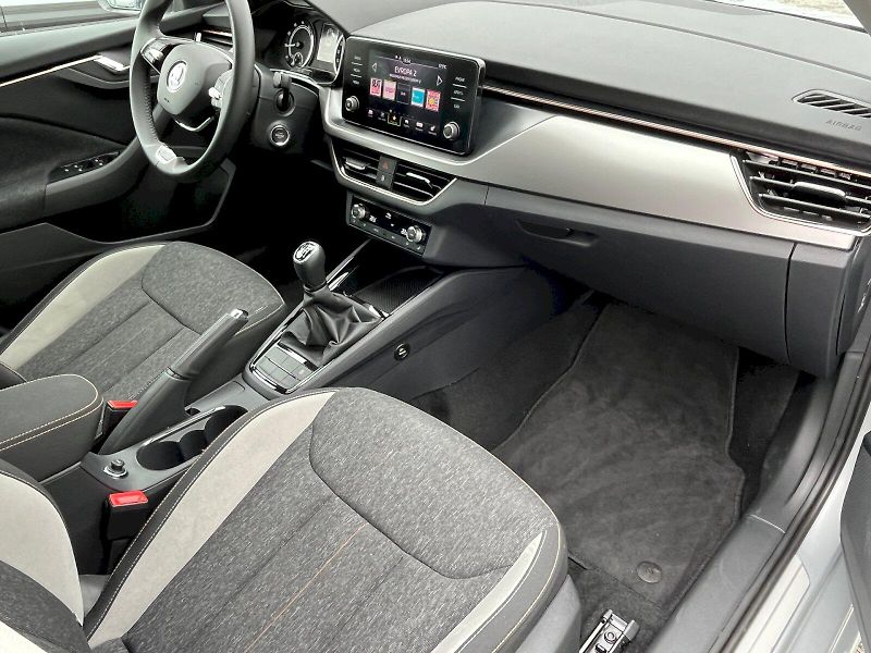 Škoda Scala (2022) 1.5 TSI 110kW Style - fotka 12 z 27