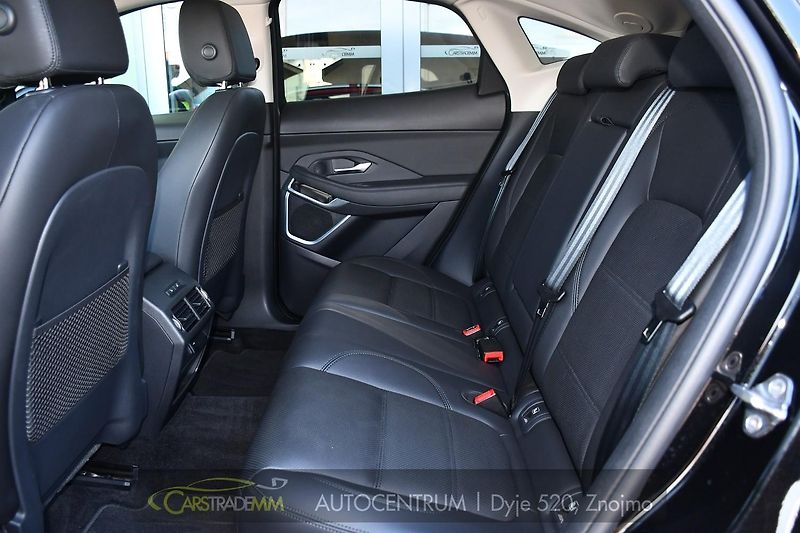 Jaguar E-Pace D165 AWD - fotka 12 z 51